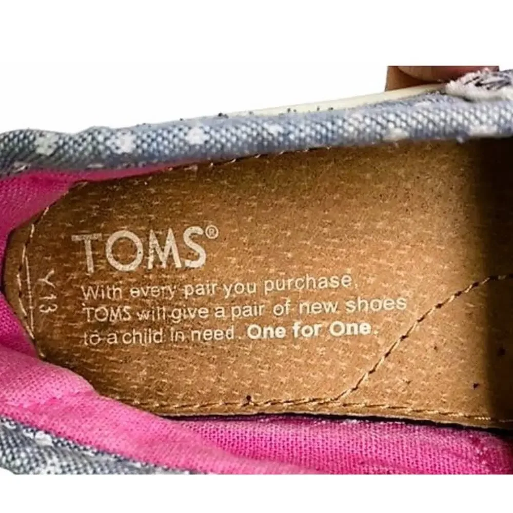 TOM'S Denim Blue & White Polka Dot Slip On Sneakers Shoes ~ Girls Size Y 13